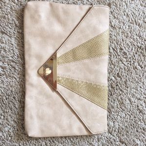 Vintage clutch
